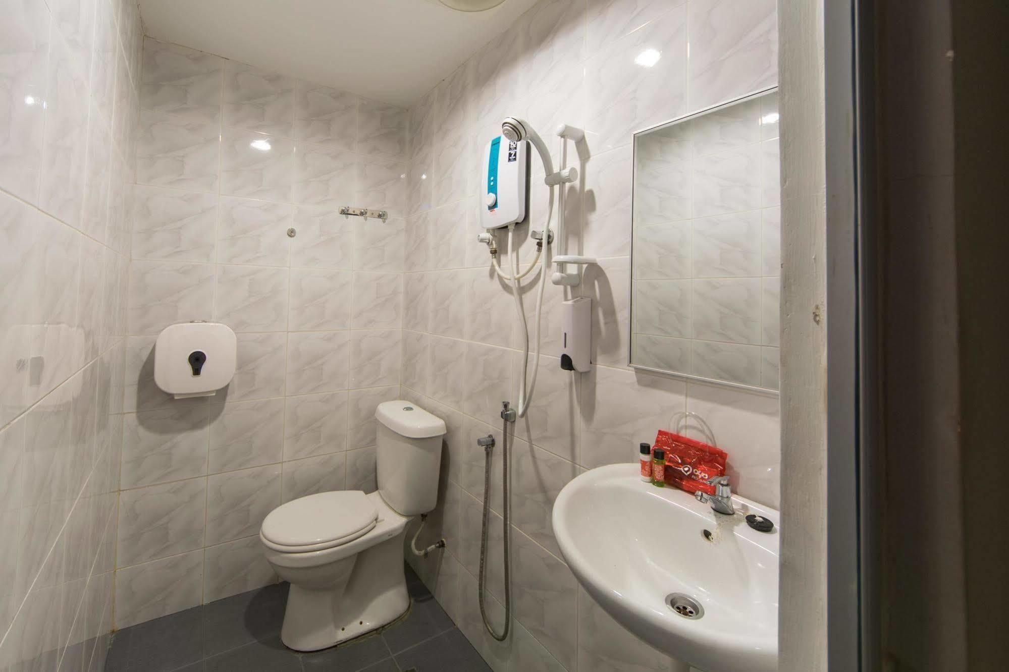 De Jaya Hotel Petaling Jaya Dış mekan fotoğraf